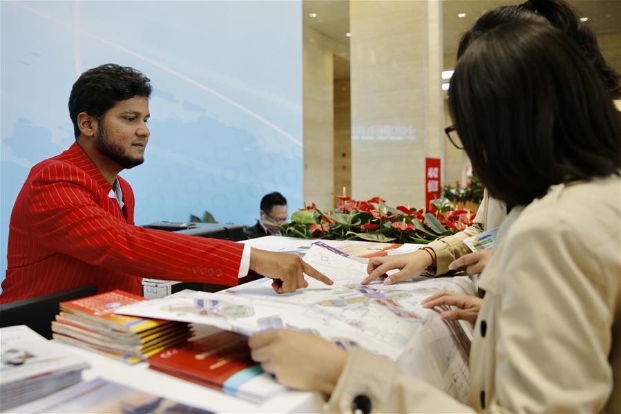 (CIIE) CHINA-SHANGHAI-CIIE-MEDIA CENTER-OPEN (CN)