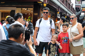 China sees inbound tourism boom over National Day, Mid-Autumn holidays