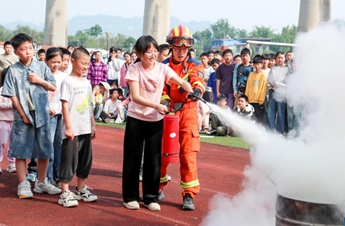 China holds variety of activities to mark National Disaster Prevention and Reduction Day