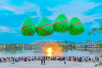 China's consumer market steady during Dragon Boat Festival holiday