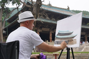 Hungarian cultural delegation explores ancient architecture in China's Shanxi